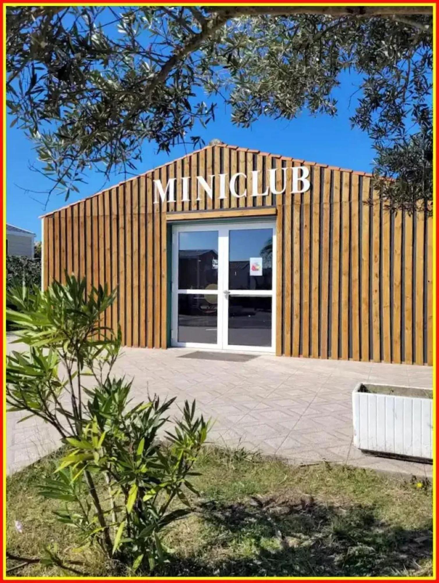 Bungalow De 2 Chambres Avec Piscine Partagee Sauna Et Terrasse A Saint Denis D'Oleron A 1 Km De La Plage المظهر الخارجي الصورة